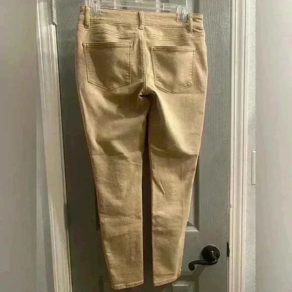 Maurices Women’s small Regular Tan Jeggings Skinny Stretch Jeans EUC - Picture 6 of 9
